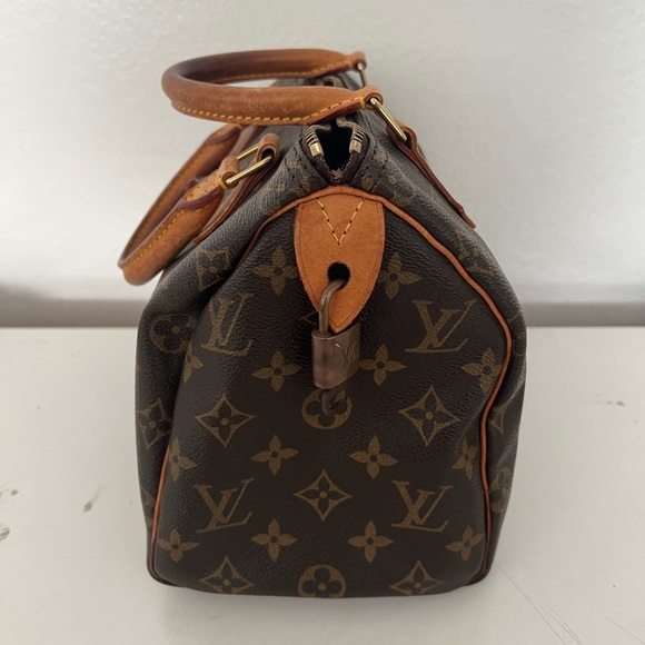 LV Monogram Speedy 25 - Picture 2 of 5